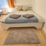 Cozy By Wenceslas Square And Main Train Station Lejlighed Prag
