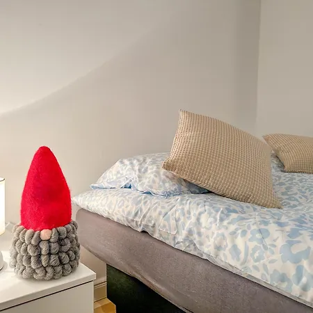 Apartment Cozy By Wenceslas Square And Main Train Station Prag