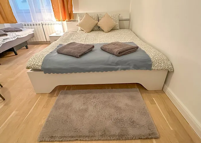 Cozy By Wenceslas Square And Main Train Station Appartement Prague